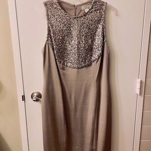 Chetta B Silver Cocktail Dress